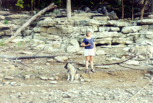 2000.23.32a: Gail and Beowulf on the beach (close-up)